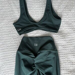 CSB Forest Green Set - Sports Bra & Scrunch Leggings No Front Seam